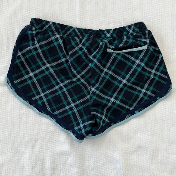Champion Plaid Athletic Shorts Women’s Medium Athleisure - Picture 4 of 4